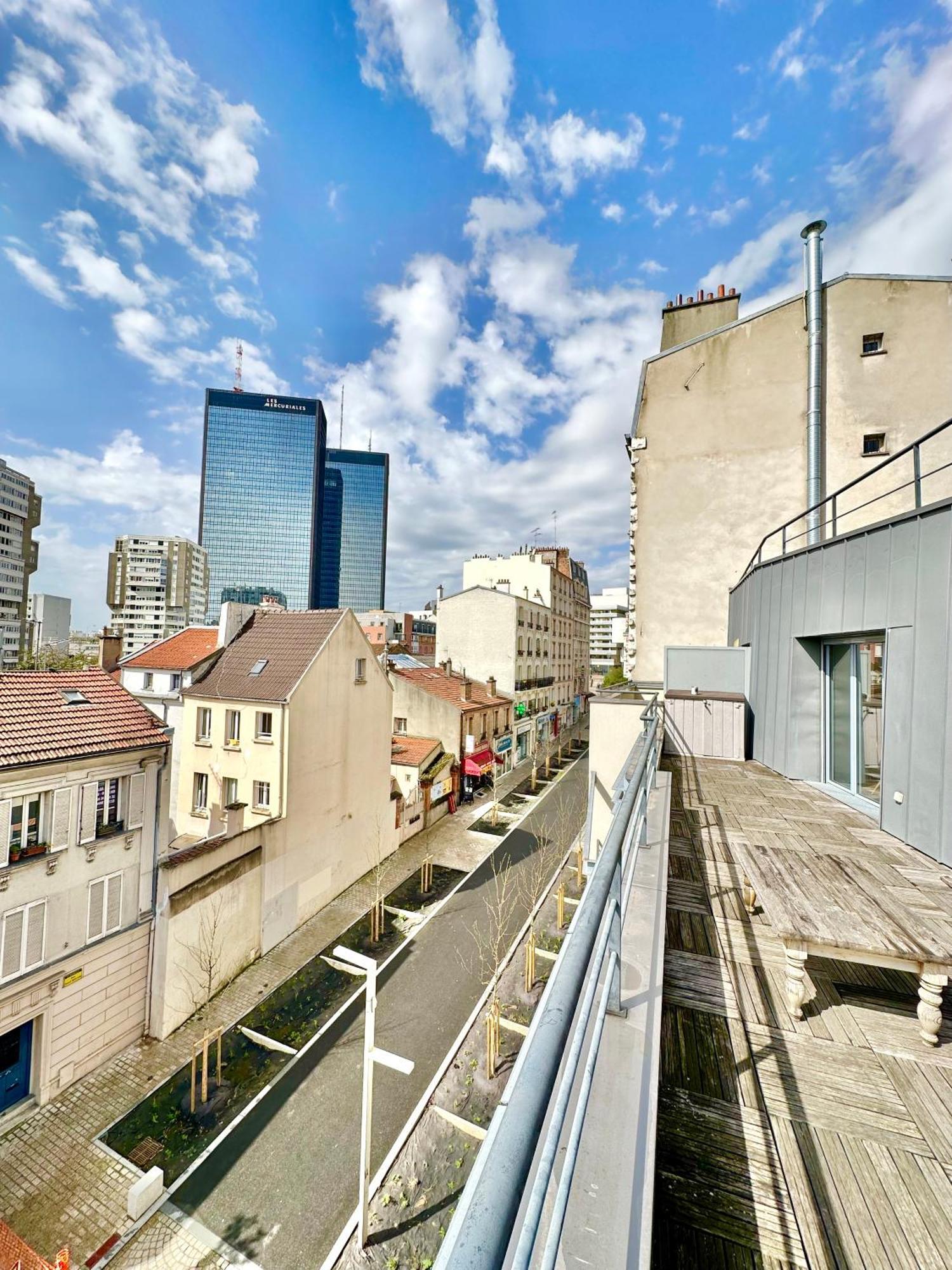 Magnificent Paris 401 With View Apartment *