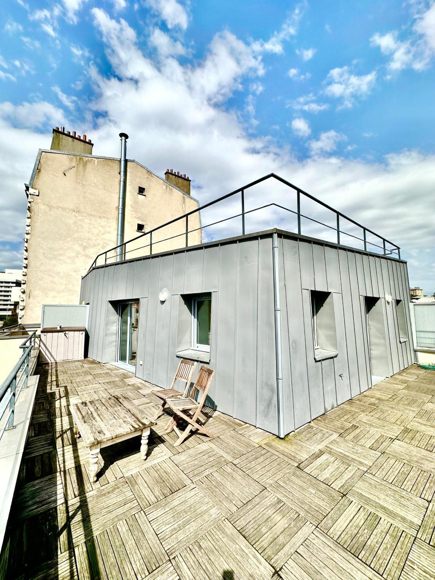 Magnificent Paris 401 With View Apartment *